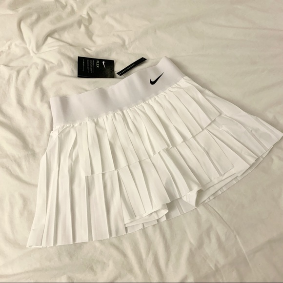 Nike court victory skirt white pleat tennis M